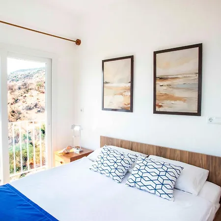 Δωμάτια σε οικογενειακή κατοικία Conti *